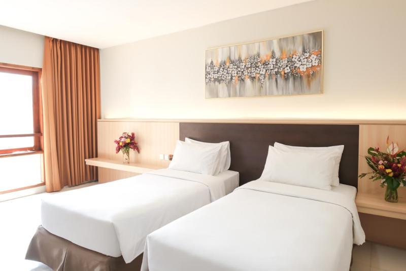 The Grand Hill Resort-Hotel Puncak Esterno foto